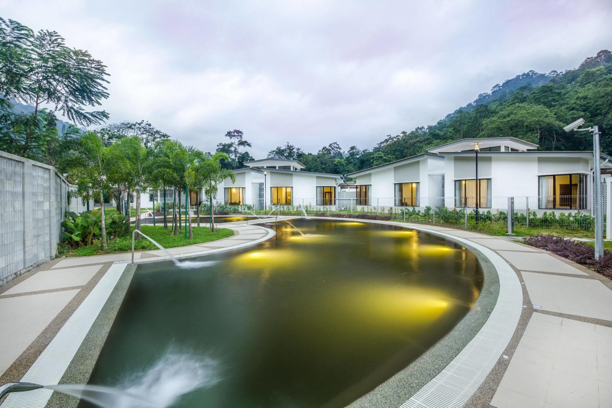 Отель Erya By Suria Hot Spring Бентонг Экстерьер фото